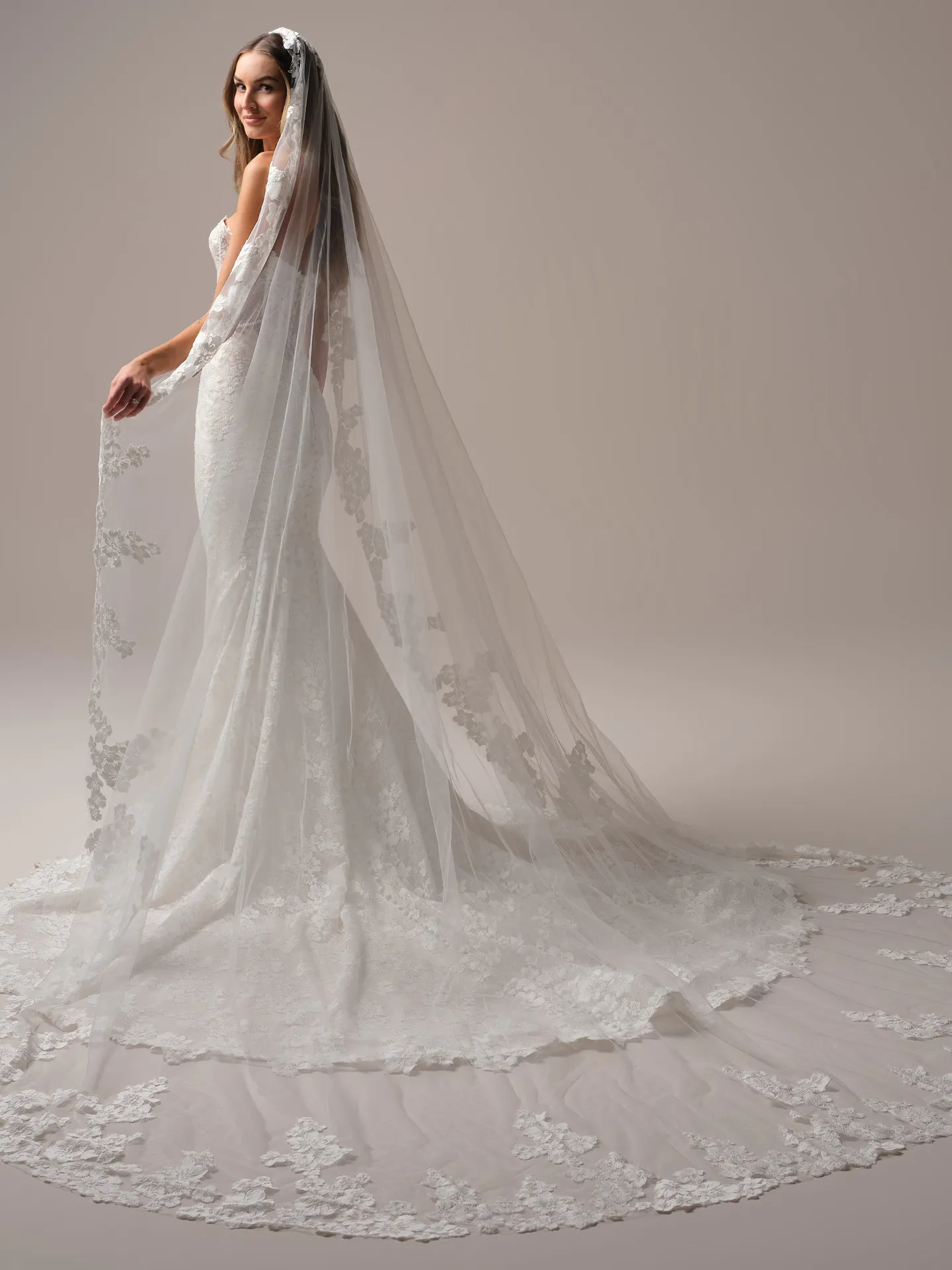 Devon Veil side view, cathedral length with Chantilly lace edge, Maggie Sottero