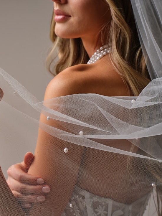 Rebecca Ingram Bree Veil YYVL0+25RA899000