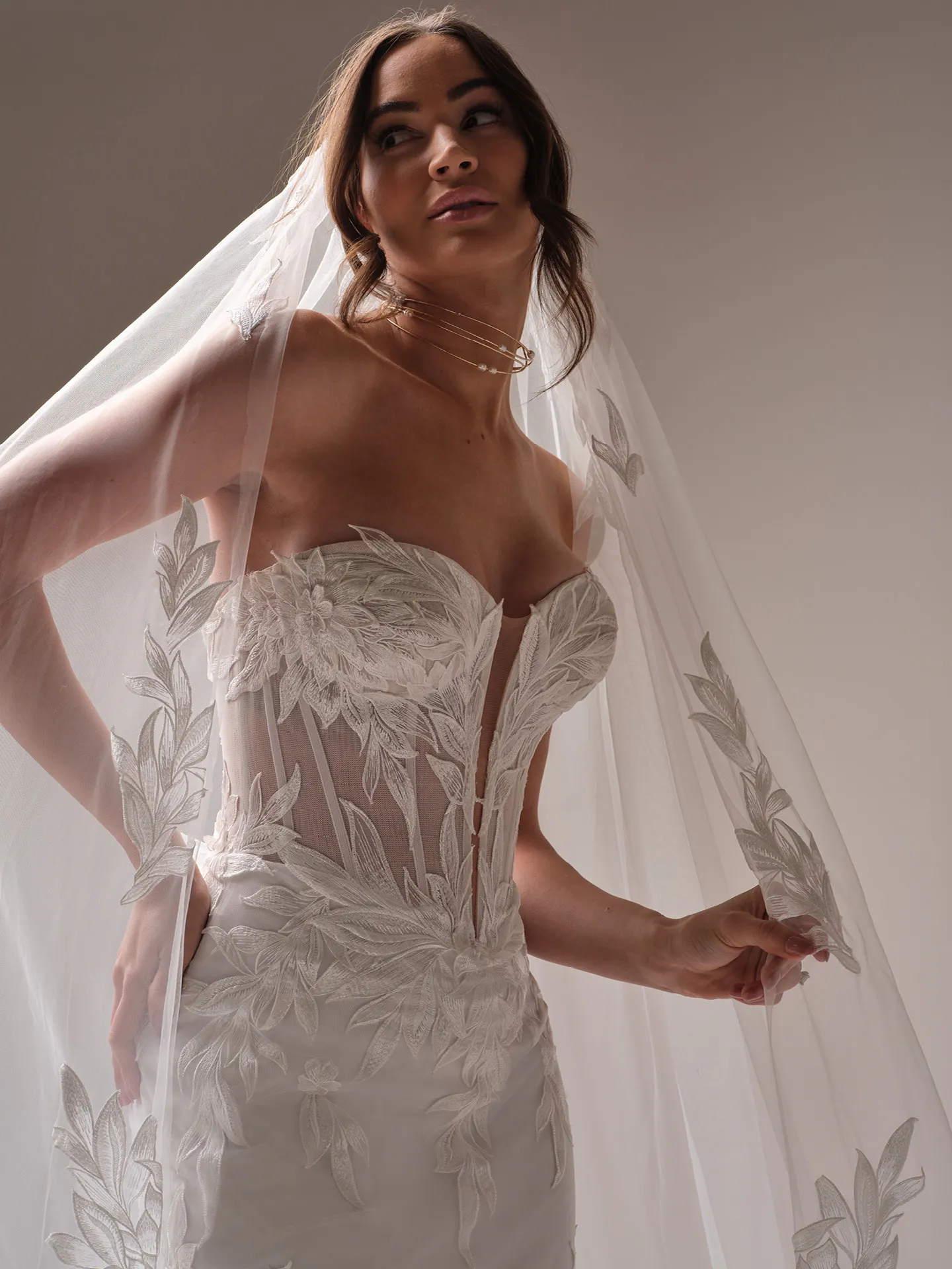 Sottero and Midgley Belladonna veil sheer tulle veil side view