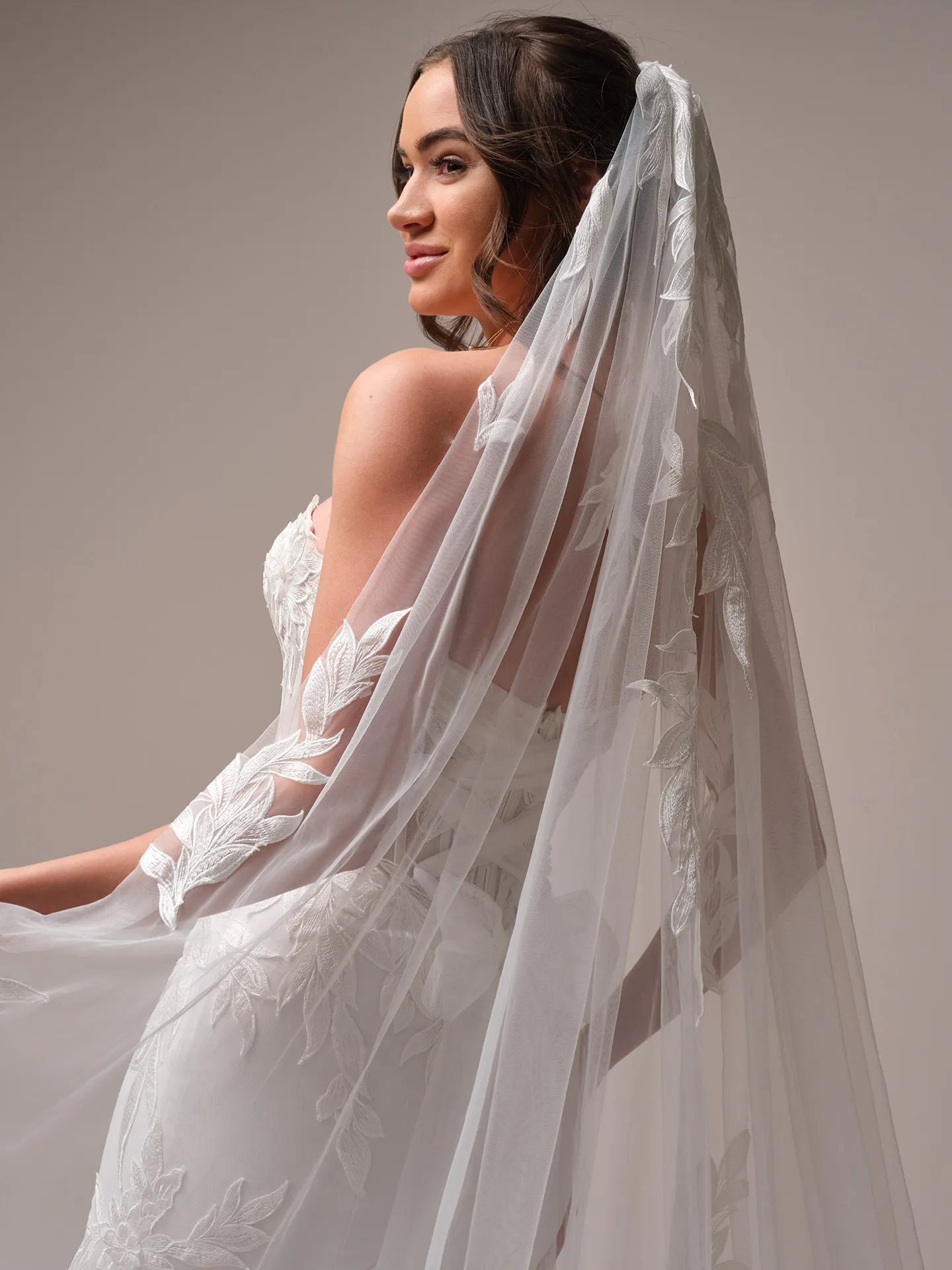 Sottero and Midgley Belladonna veil extended tulle veil train detail