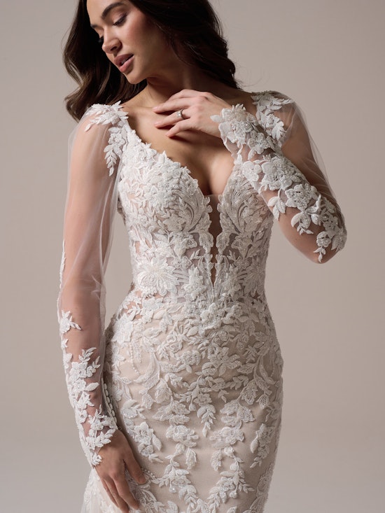 Maggie Sottero Bianca Fit-and-Flare-Wedding-Dress 25MS907A11 Alt57 IV214