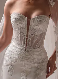 Sottero and Midgley Belladonna bodice unlined lace detail close view