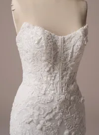 Sottero and Midgley Halle bodice lined lace detail showing opaque structure