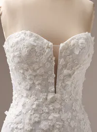 Noor 3-D floral mermaid wedding dress bodice detail by Sottero and Midgley