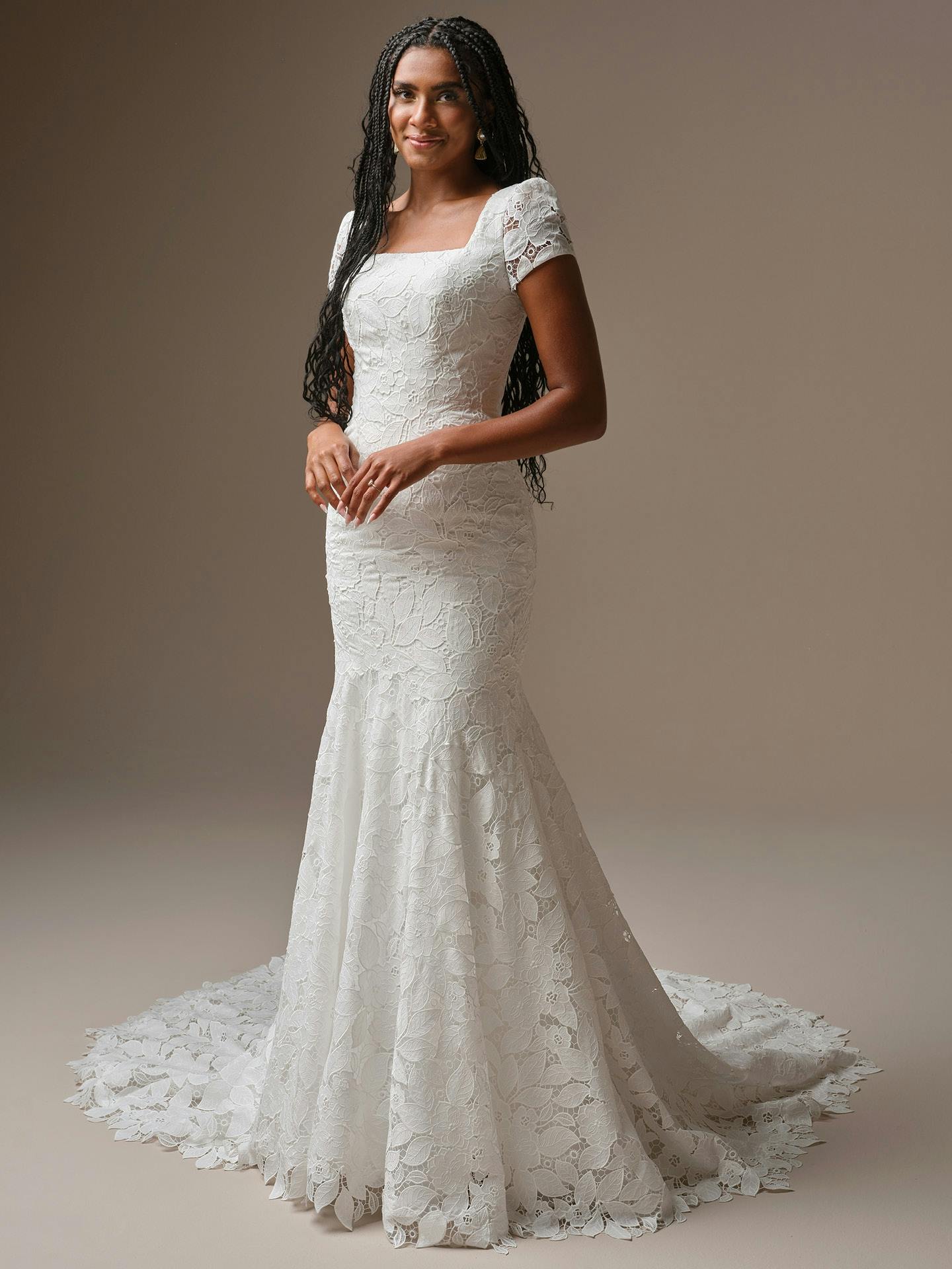 Maggie Sottero Dakota Leigh Sheath Wedding Dress 25MB849C01 Alt50 IV002