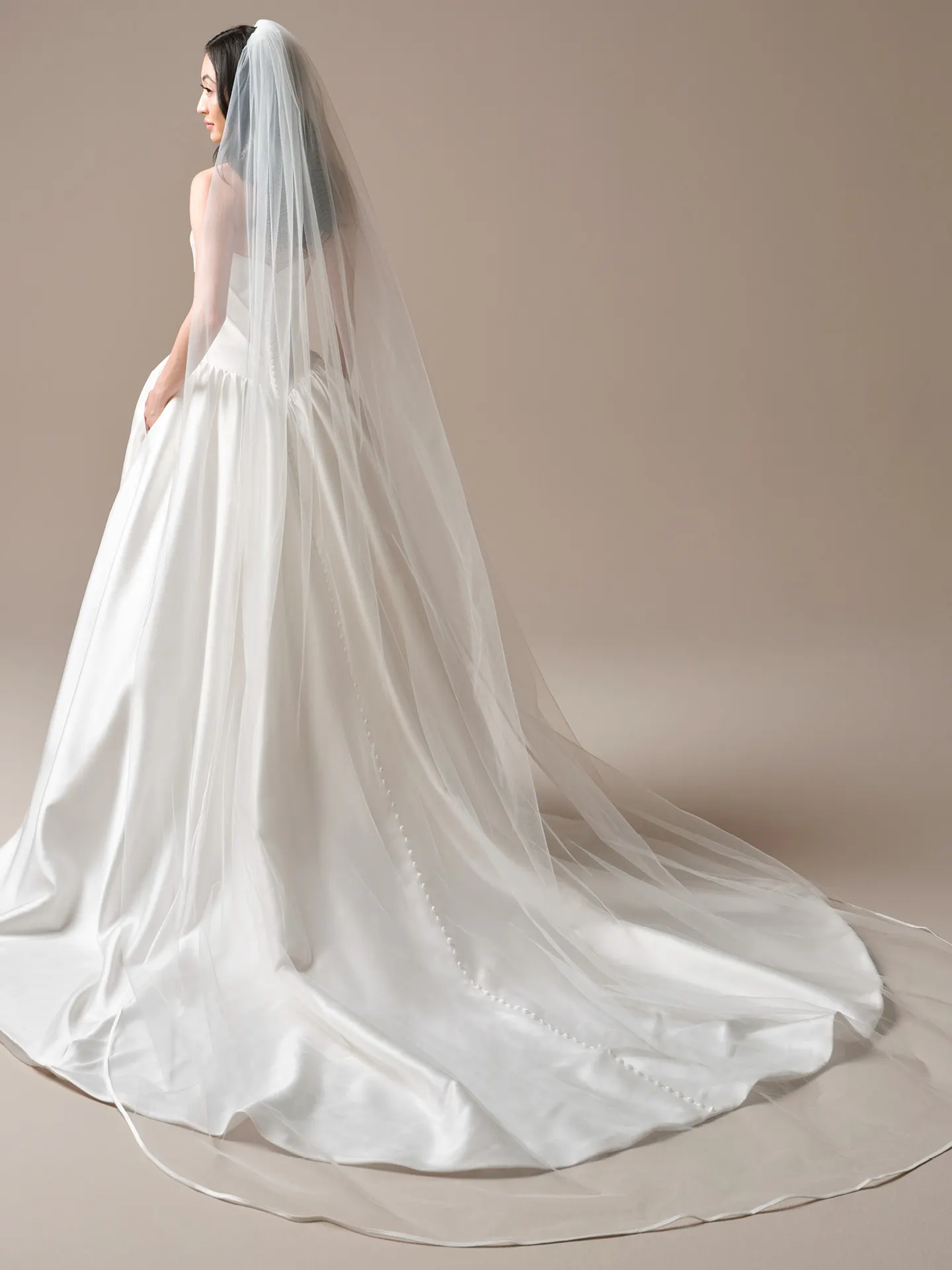 Maggie Sottero Veil Accessory - 1/4" Satin Ribbon Edge 006 accessory, front view.