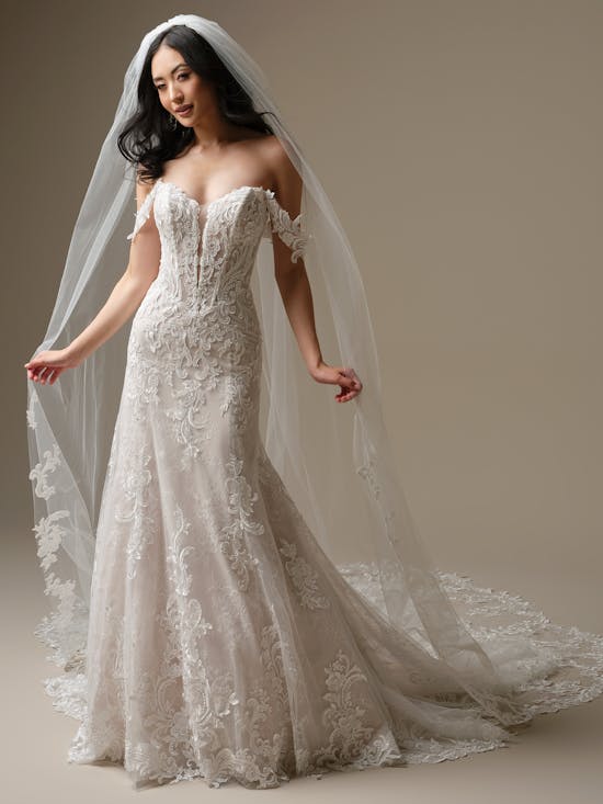 Maggie Sottero Farrah Veil Accessory VL026MS468000 Alt203 IV002