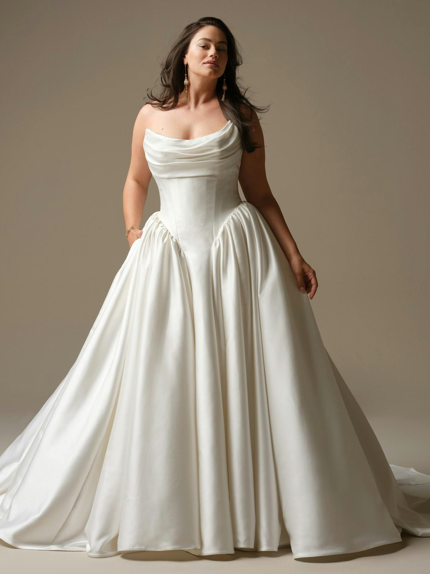 Maggie Sottero Hudson Ballgown Wedding Dress 26MS412A01 Alt70 IV002