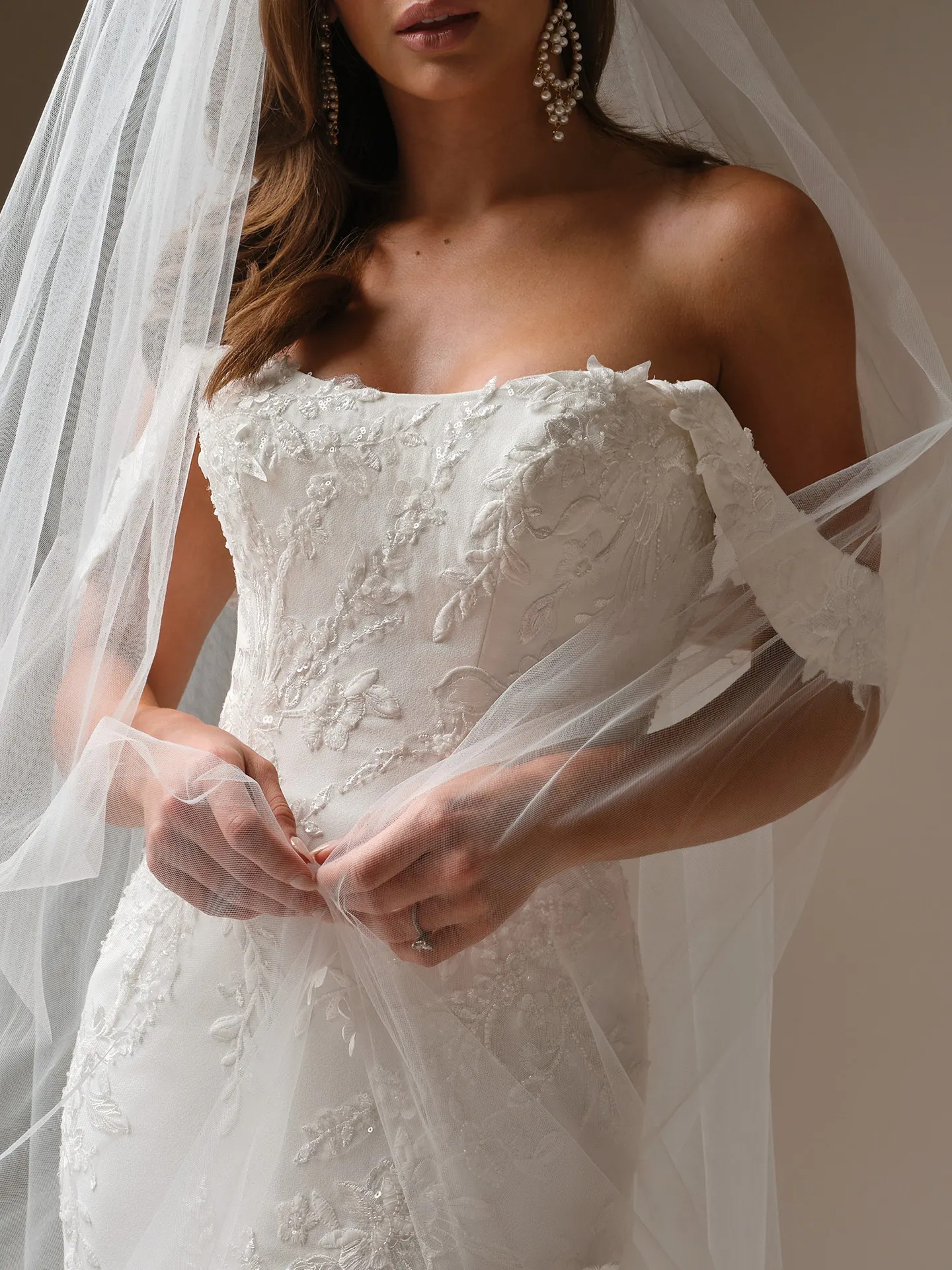 Maggie Sottero Thera detachable cap-sleeves, front view.