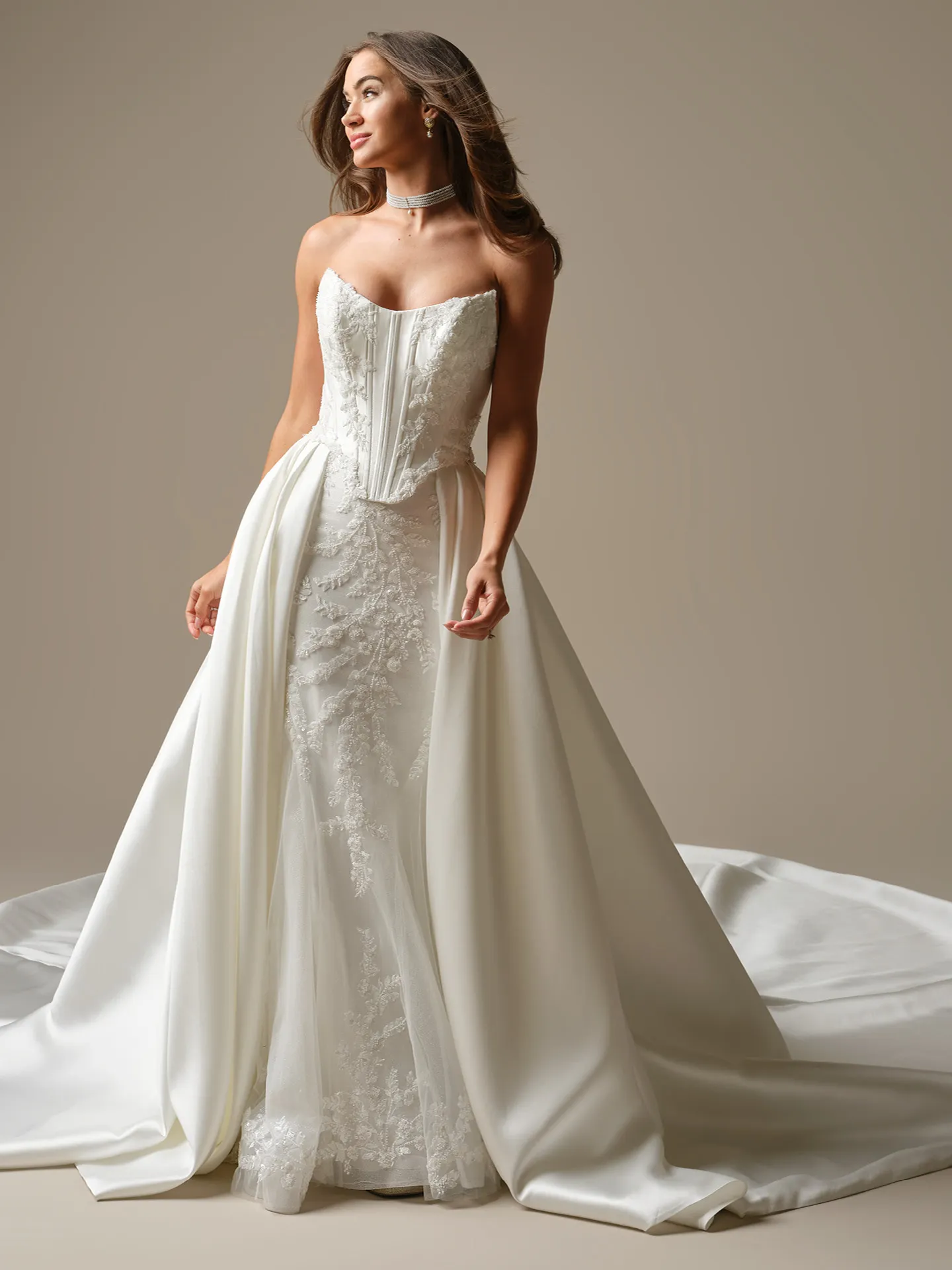 Maggie Sottero Wyntelle detachable train, front view.