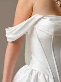 Yuma detachable off-the-shoulder pleated Felicity Mikado cap-sleeves with recycled Kahili lining