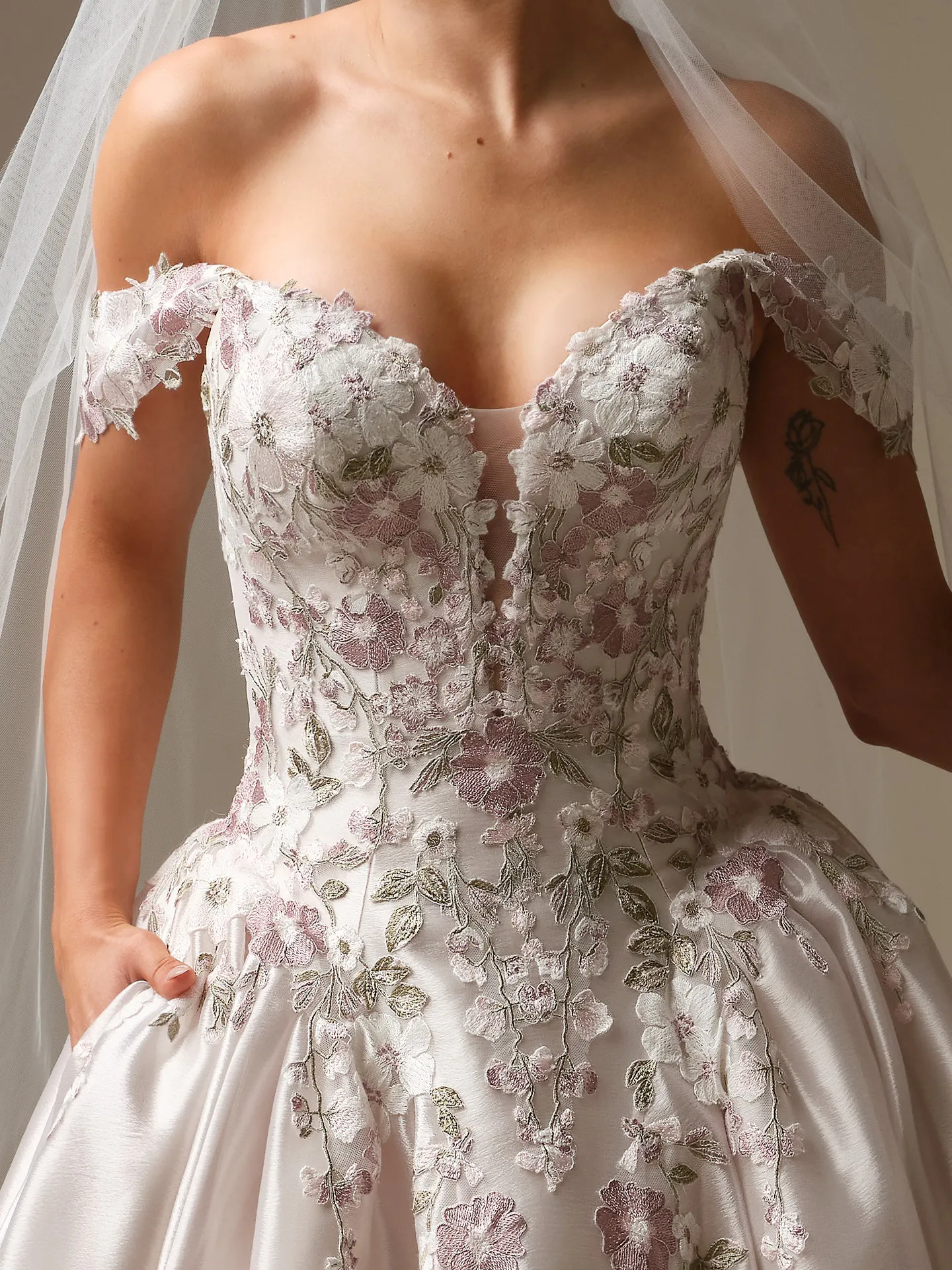 Sottero and Midgley Alvarez detachable cap-sleeves, front view.