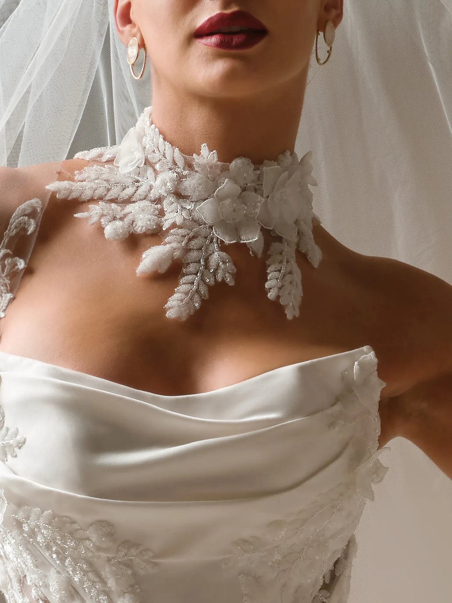 Sottero and Midgley Burke detachable choker, front view.