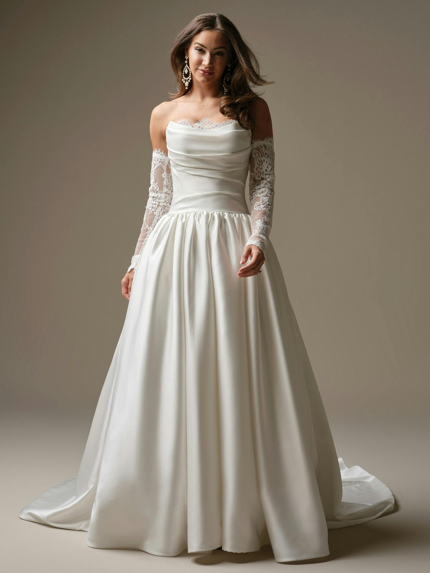 Maggie Sottero Sylvana Ballgown Wedding Dress Alt48 IV002