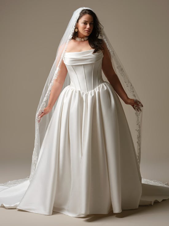 Maggie Sottero Yuma Ballgown Wedding Dress Alt73-Curve IV002