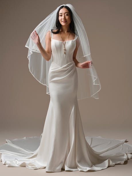 Maggie Sottero Essentials Edit Veil Accessory Alt199 IV002