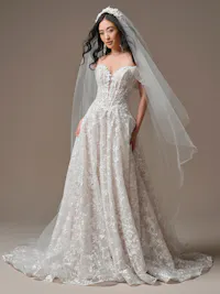 Memphis two-tiered beaded lace veil