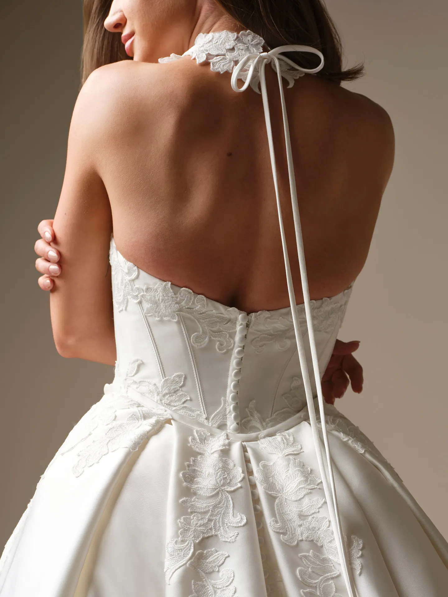 Maggie Sottero Serafina Lane detachable choker, front view.