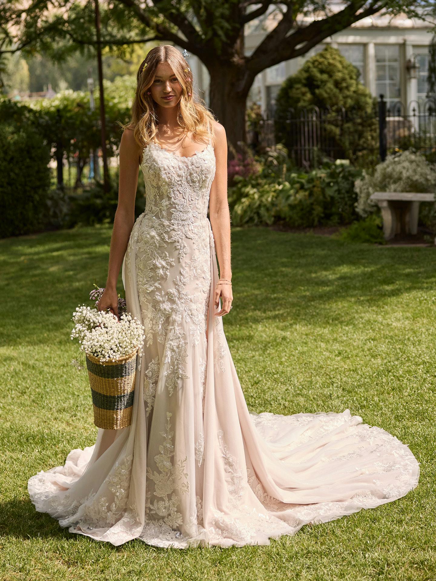 Eden Scoop Neck Illusion Lace Fit-and-Flare Wedding Dress