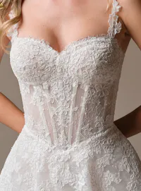 Rebecca Ingram Esmeralda, sweetheart neckline, lace detail, front view