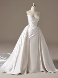 Royal Cartago satin unembellished pleated train