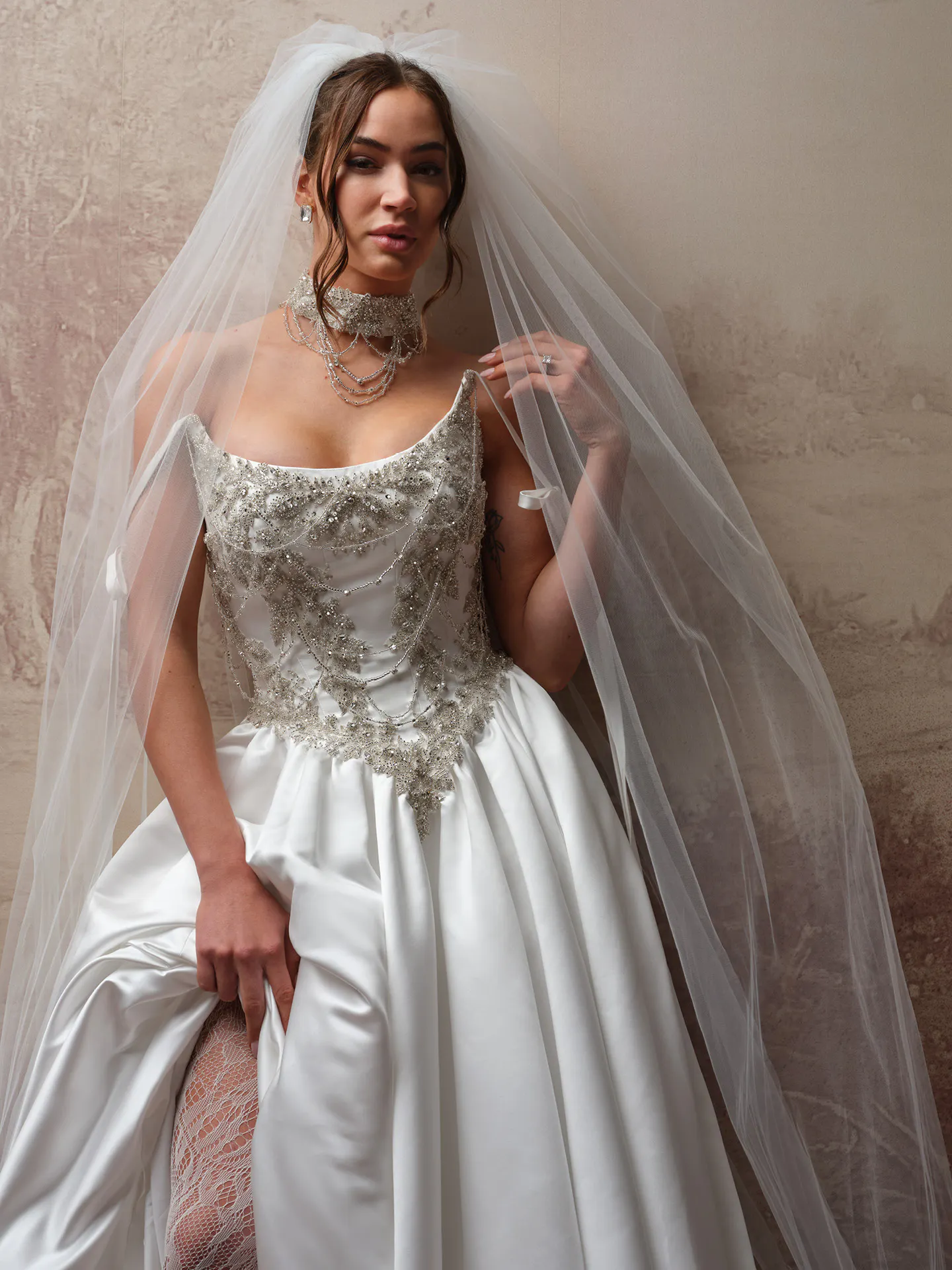 Maggie Sottero Veil Accessory - Plain Tulle 001 accessory, front view.