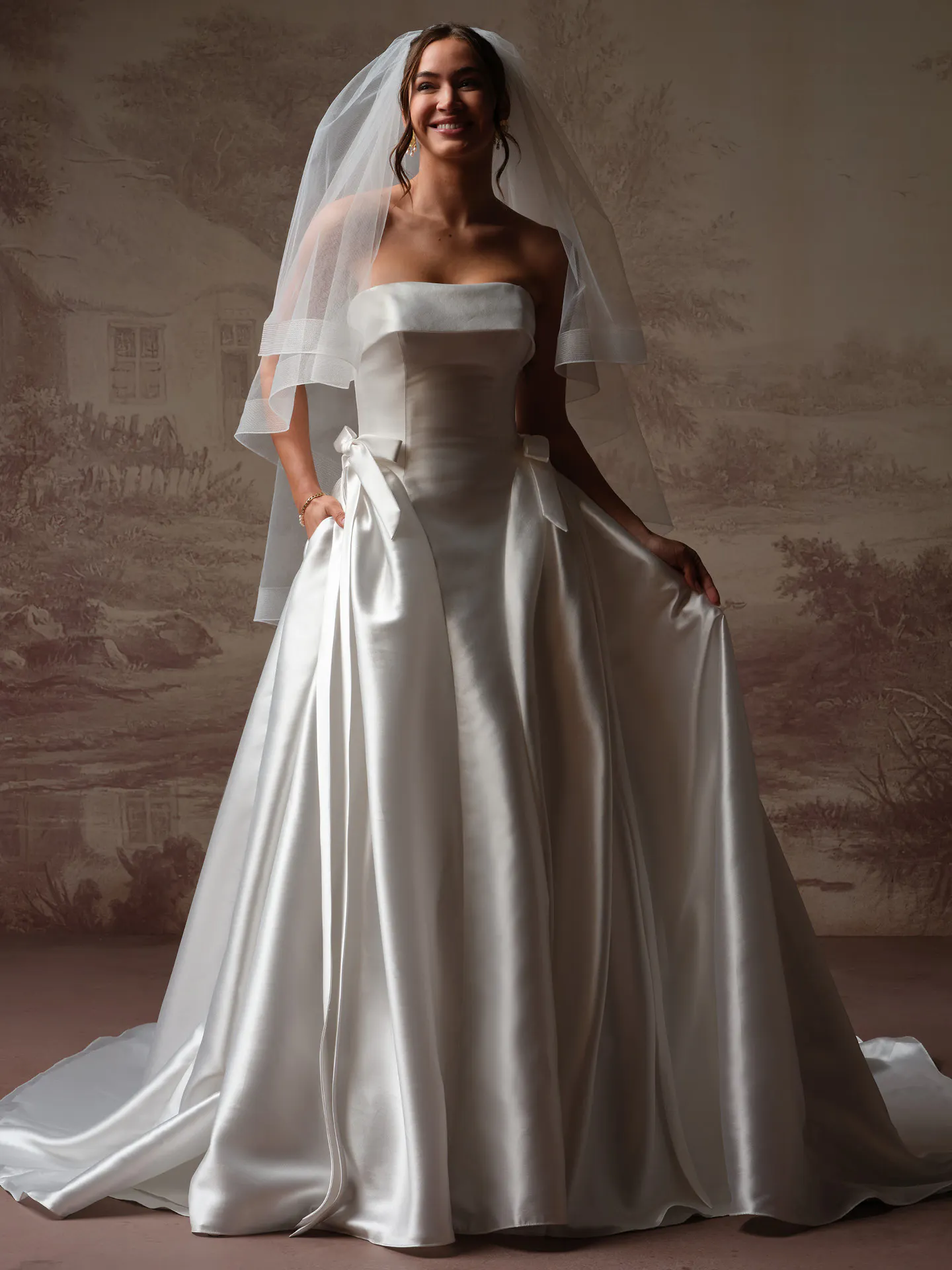 Maggie Sottero Veil Accessory - 2" Horsehair Edge 002 accessory, front view.