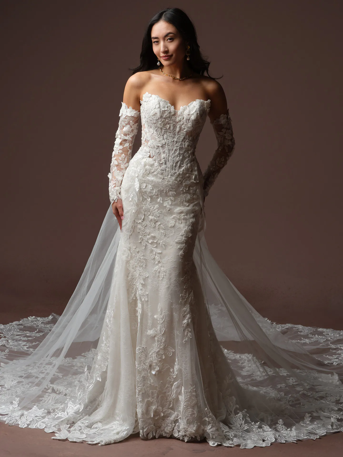 maggie sottero ivory lace wedding dress Estelle Beaded 3-D Basque Waist | black christmas
