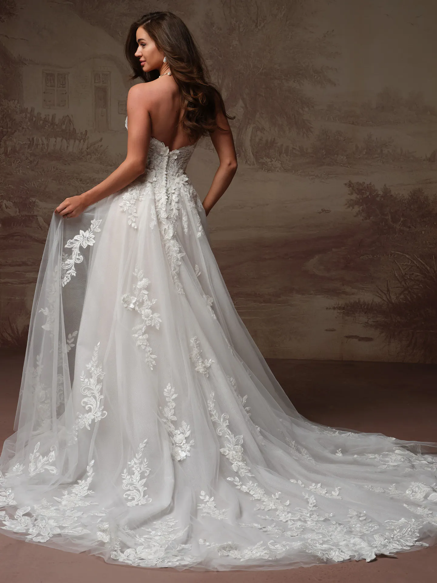 maggie sottero beaded dress Kate 3-D Floral Lace A-Line Wedding | Stamzod Fashion Clothing 3/4 Style Season Description:FALL 2026 DELIVERY 3 Size:10-11