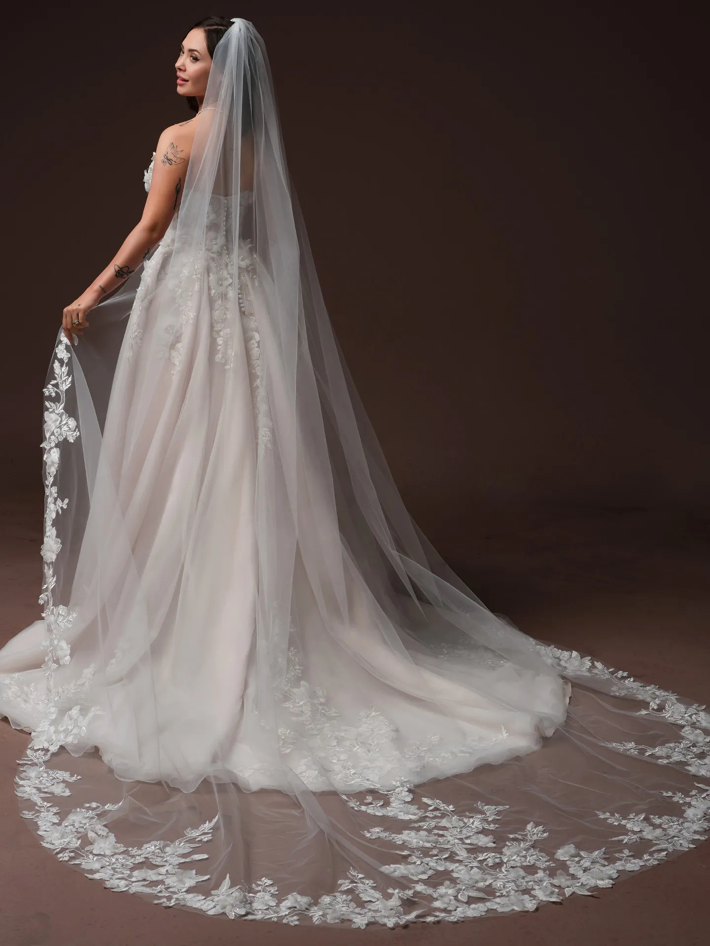 Rebecca Ingram Fleur, back view with floral lace veil and train.