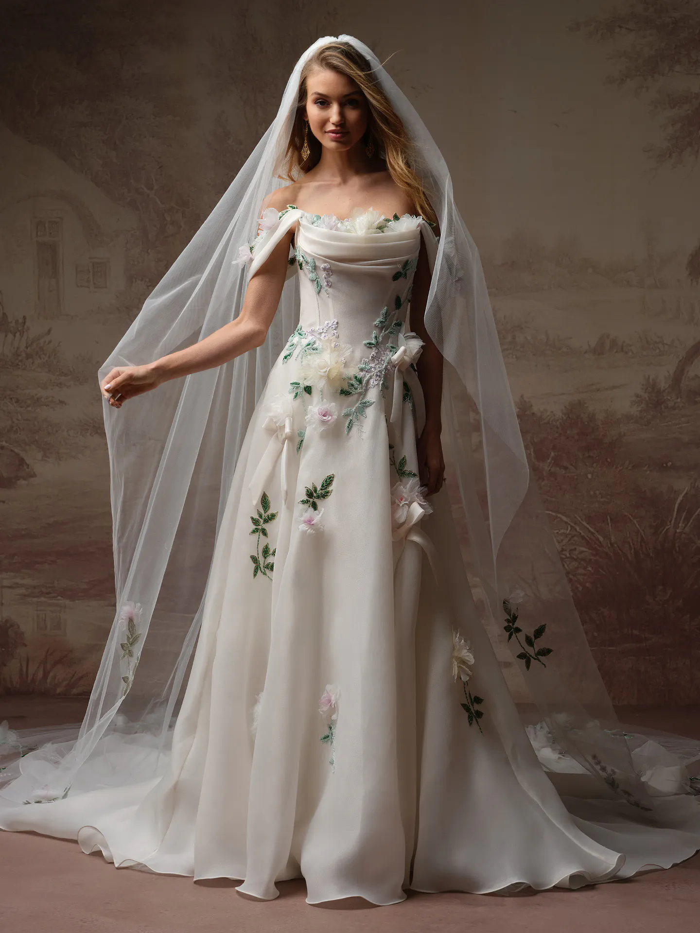 Sottero and Midgley Amaryllis veil, front view.