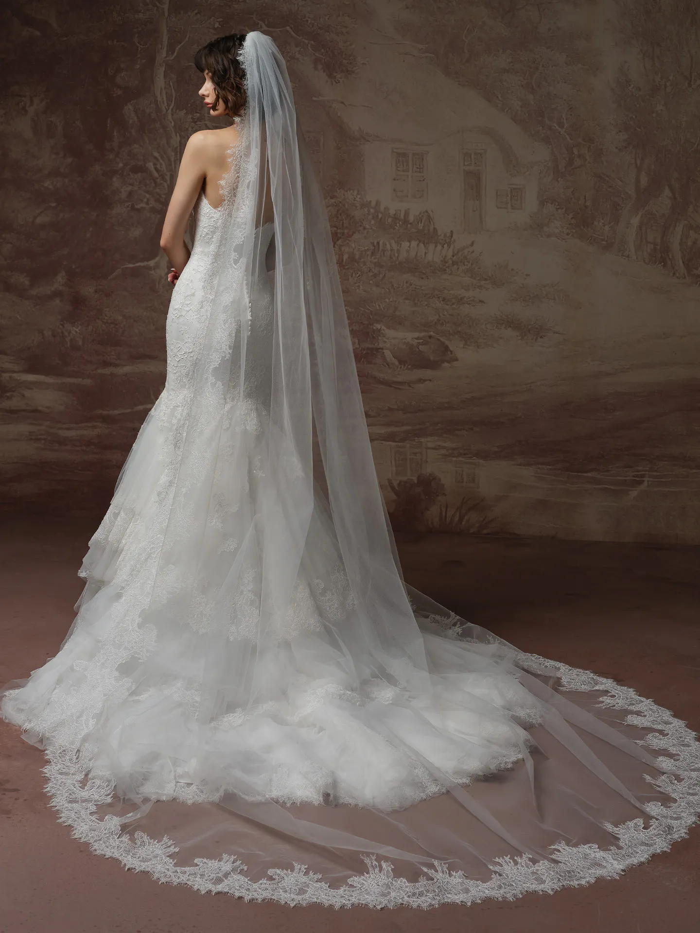 Sottero and Midgley Sauvignon veil, front view.