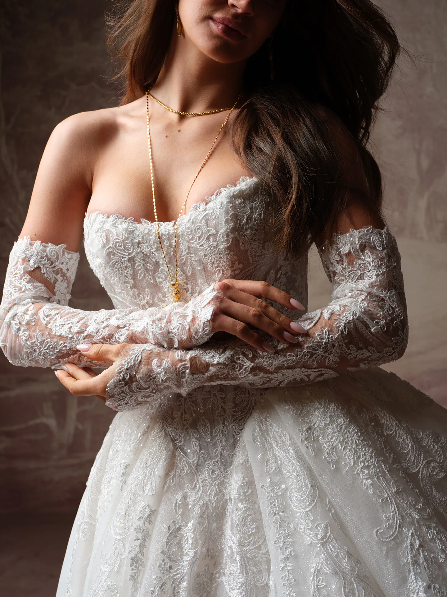 Sottero and Midgley Yesenia detachable sleeves, front view.