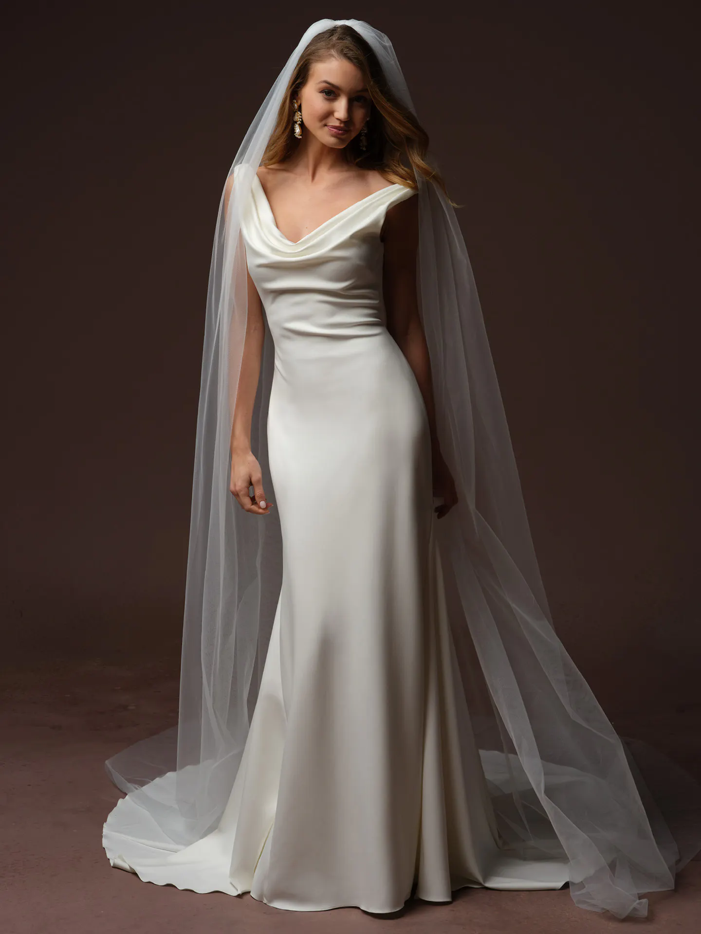 Maggie Sottero Veil Accessory - Soft Plain Tulle Veil 001 accessory, front view.