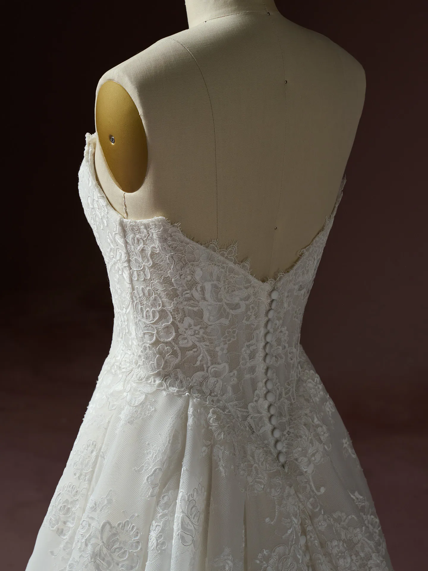 Sottero and Midgley Vespera, back view with lace details and buttoned closure.
