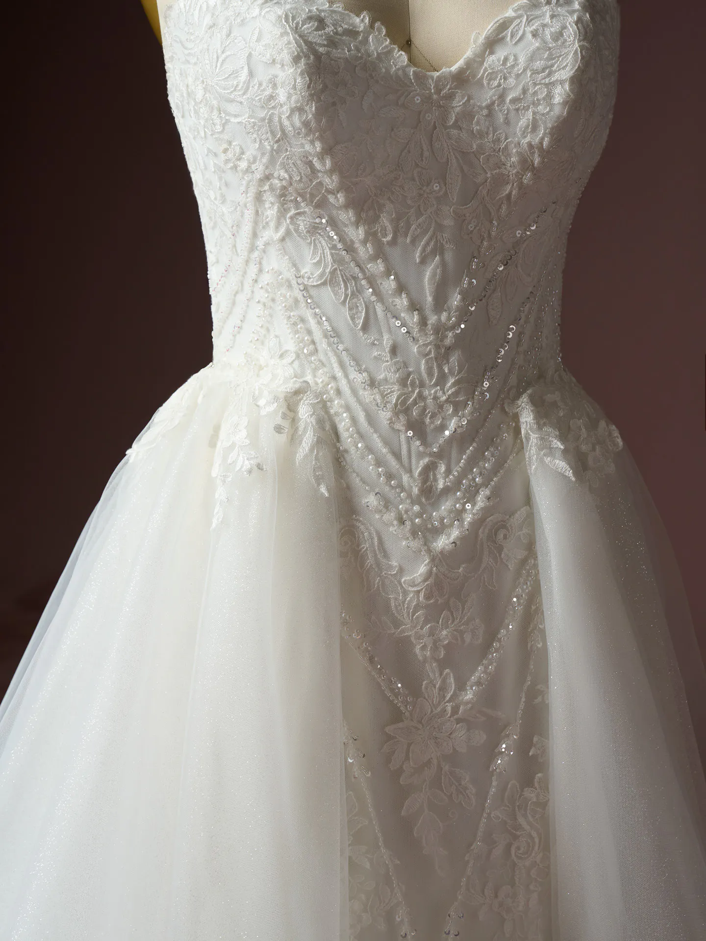 Sottero and Midgley Hester Train-Wedding-Dress Alt106 YYDTB+F6SK165000 IV002