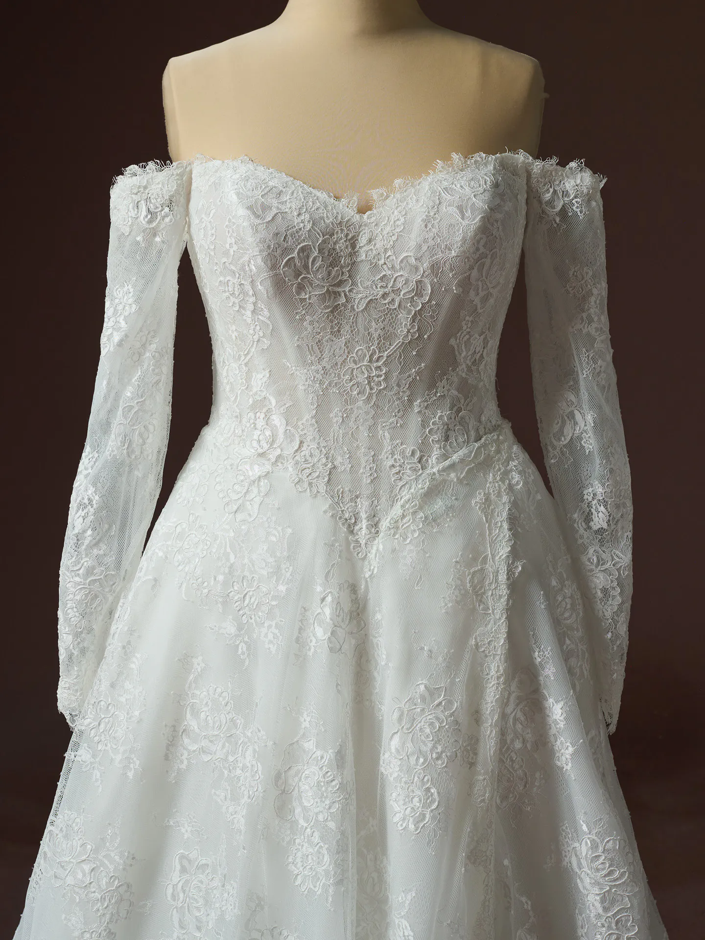 Sottero and Midgley Vespera A-line-Wedding-Dress Color1 F6SB073A01 IV002