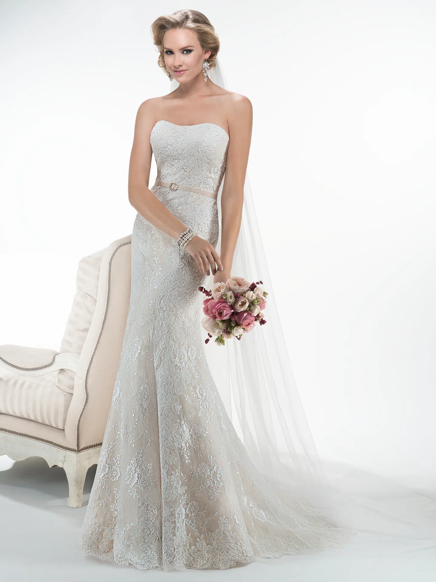 Maggie Sottero Wedding Dress Abigail 4MB950 alt1
