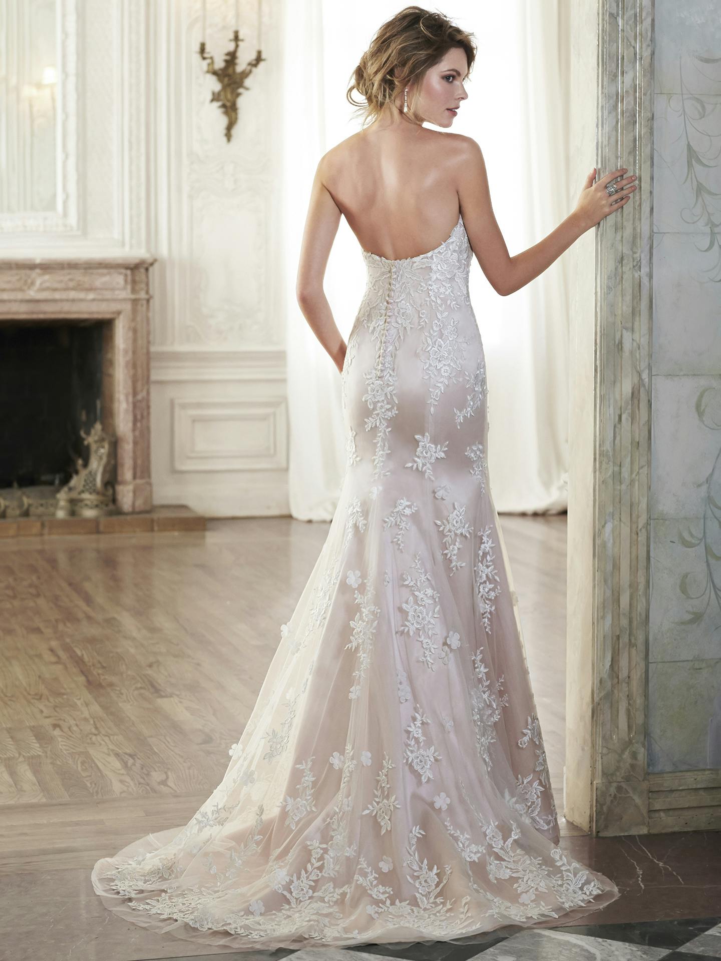 Holly wedding dress Clearance