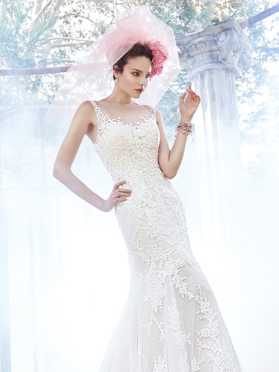 Maggie Sottero Wedding Dress Noelle 5MB657 front
