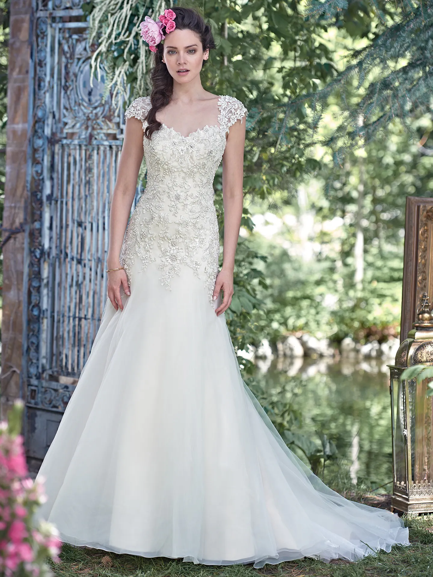 Maggie Sottero Wedding Dress Ladonna 6MG173 front