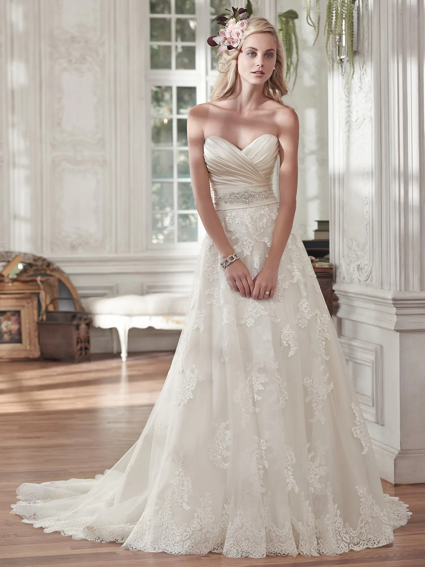 Maggie Sottero Wedding Dress Kamiya 6MS288 front