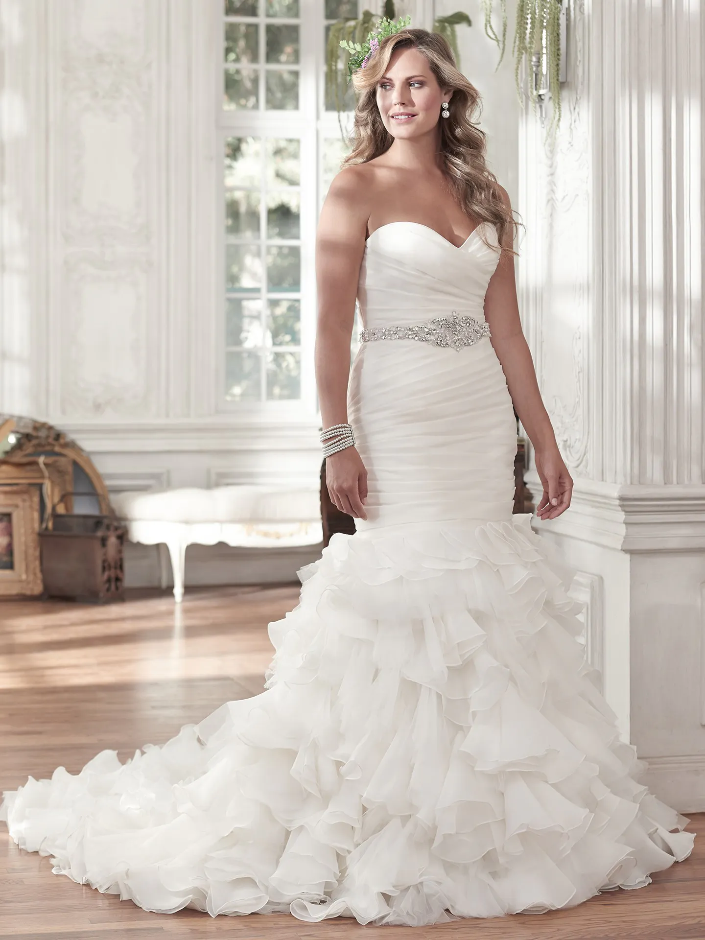 Maggie Sottero Wedding Dress Divina V7153 alt2
