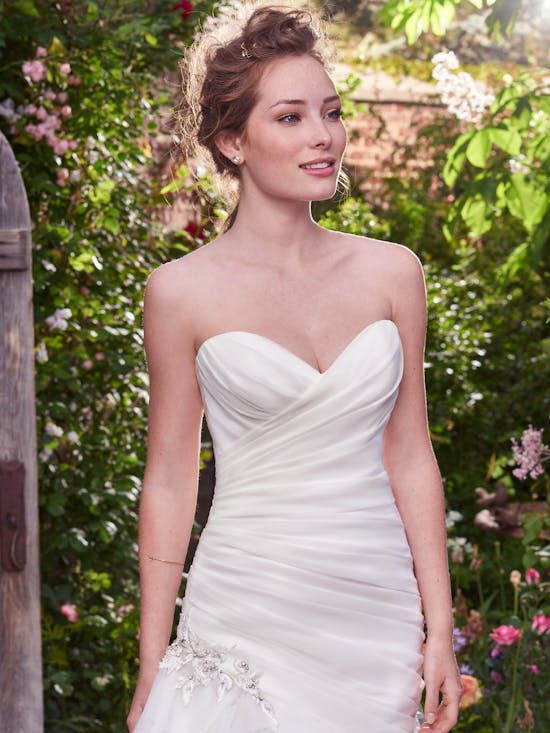 Rebecca Ingram Wedding Dress Isabelle 7RG306