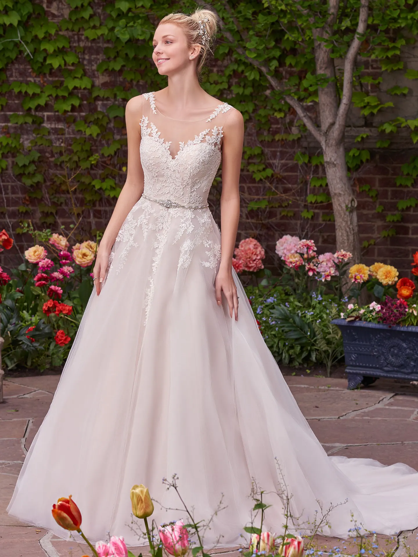 Olivia lace Wedding Dress by Rebecca Ingram