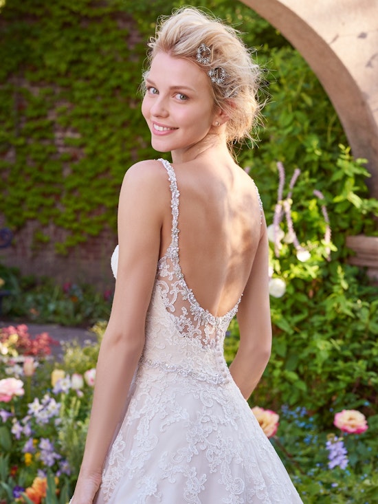 Allison (Curve) (CRV-7RS305) lace Wedding Dress by Rebecca Ingram