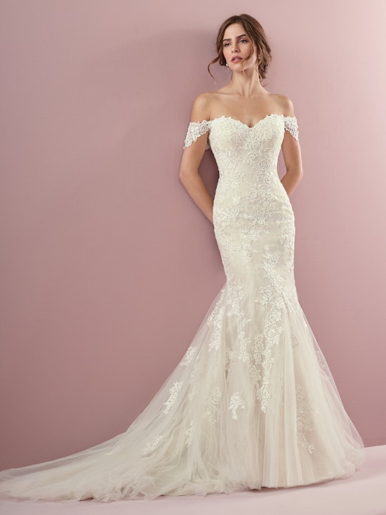 Amber (Curve) (CRV-8RN726ZU) ace Wedding Dress by Rebecca Ingram