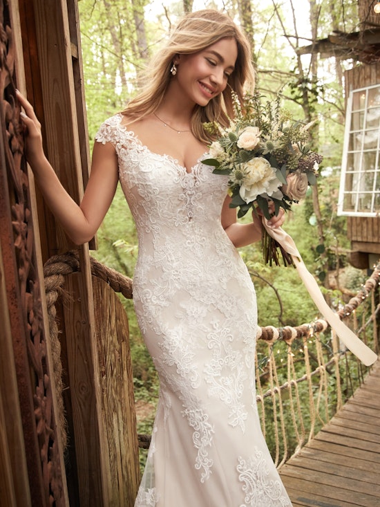 Daphne (20RC182) Wedding Dress by Rebecca Ingram