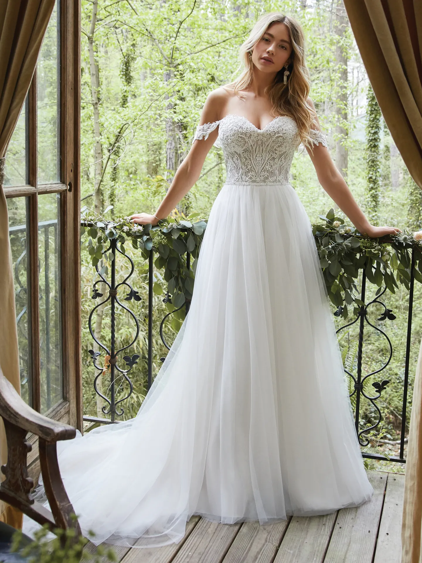 Nia  Wedding Dress by Rebecca Ingram