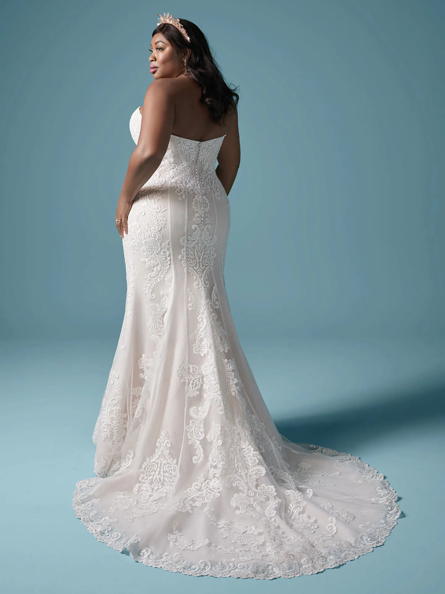 Maggie Sottero Erin Lynette 20MS683AC Curve-Back